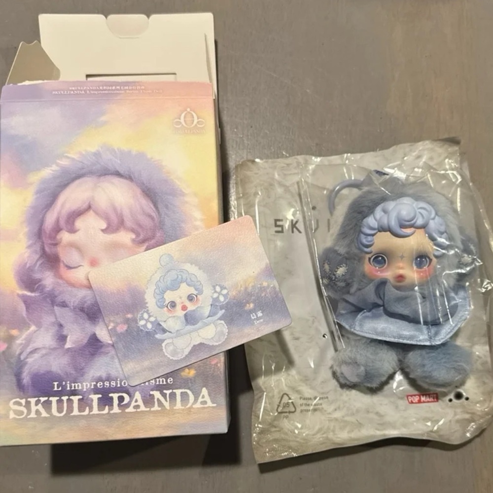 POP MART SkullPanda  L’impressionnisme Dew Plush Pendant